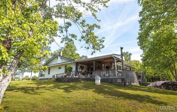 474 Highway ZZ, Jadwin, MO 65501