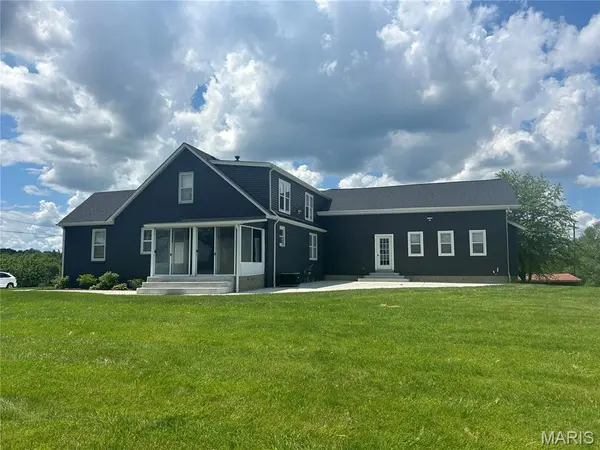 5370 Highway 100, Washington, MO 63090