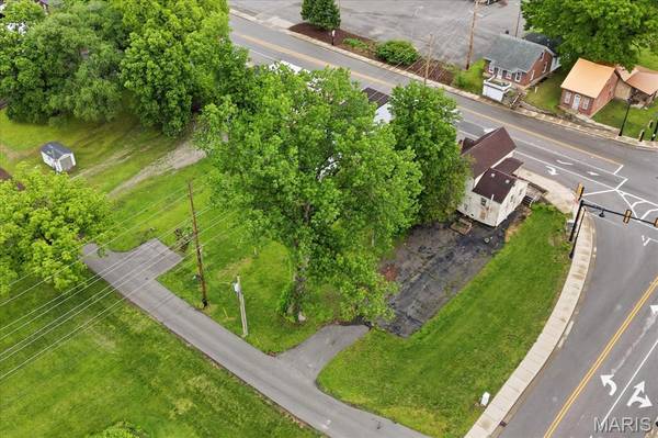 607 N Illinois ST, Belleville, IL 62220