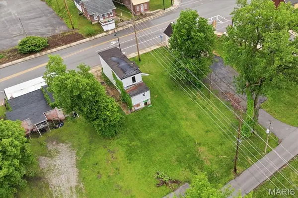 607 N Illinois ST, Belleville, IL 62220