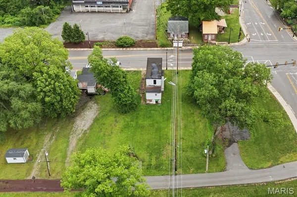 607 N Illinois ST, Belleville, IL 62220