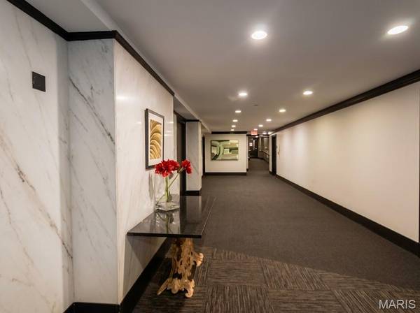 300 N Broadway #804, St Louis, MO 63102