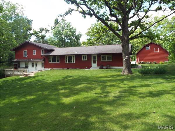 21482 Teardrop RD, Devils Elbow, MO 65457