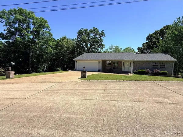 2131 Inman Road RD, Poplar Bluff, MO 63901