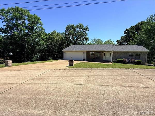 2131 Inman Road RD, Poplar Bluff, MO 63901