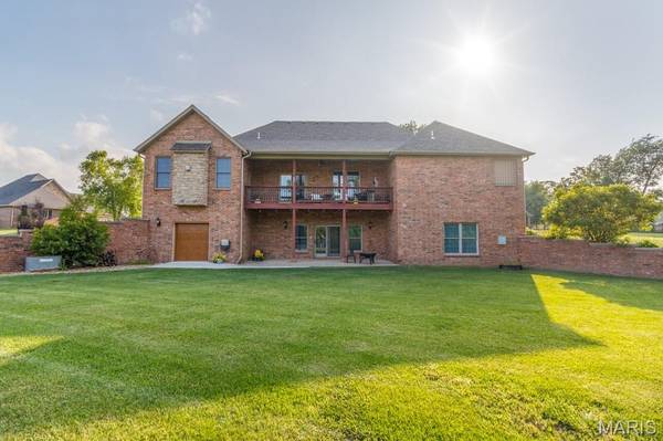 929 CASTLE ROCK AVE AVE, Lebanon, MO 65536