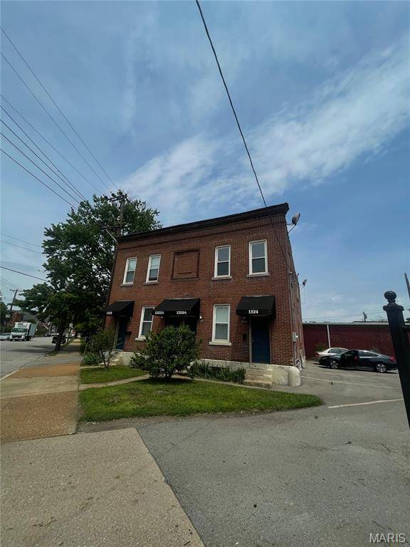 1449 S Vandeventer AVE, St Louis, MO 63110