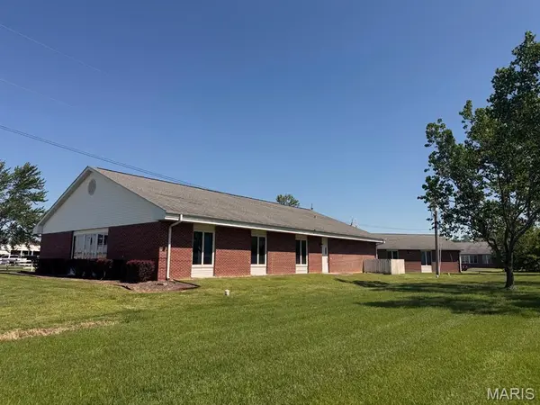 718 & 720 W Business Hwy 60, Dexter, MO 63841