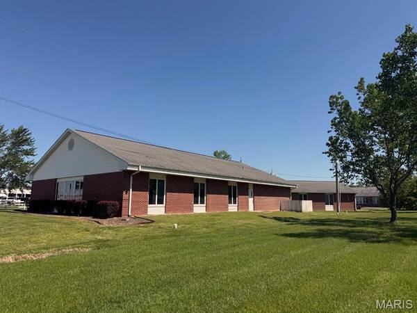 718 & 720 W Business Hwy 60, Dexter, MO 63841
