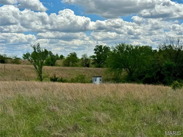 153 +/- AC Aspen DR, Humphreys, MO 64646