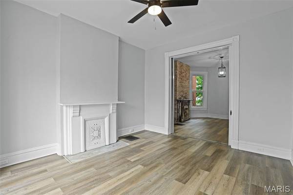 4550 Enright AVE, St Louis, MO 63108