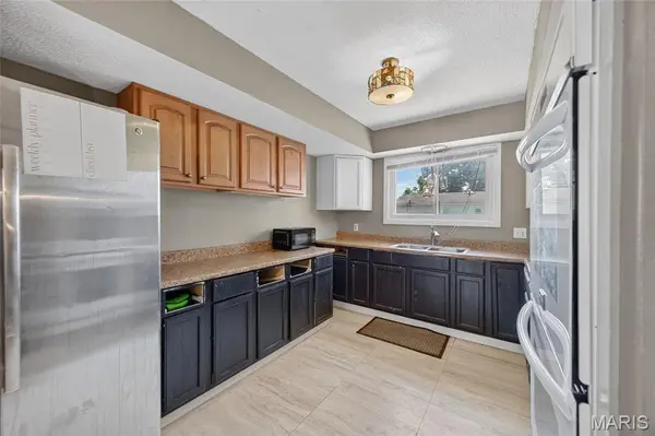 707 McClain ST, Richland, MO 65556