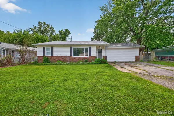 707 McClain ST, Richland, MO 65556