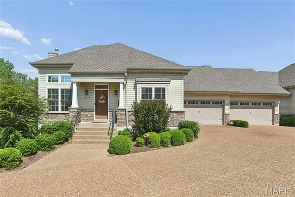 1017 Harmony Lake Parkway, Cottleville, MO 63376