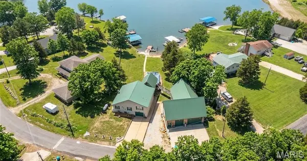 919 Lakeshore DR, Cuba, MO 65453