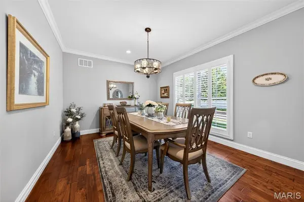 409 Peeke AVE, Kirkwood, MO 63122