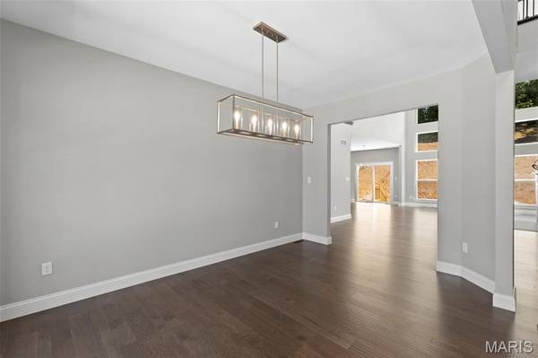 2 Pin Oak at Estates at Valley View Farms, Union, MO 63084