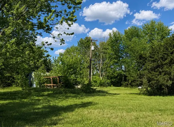107 Mildred DR, Jonesburg, MO 63351