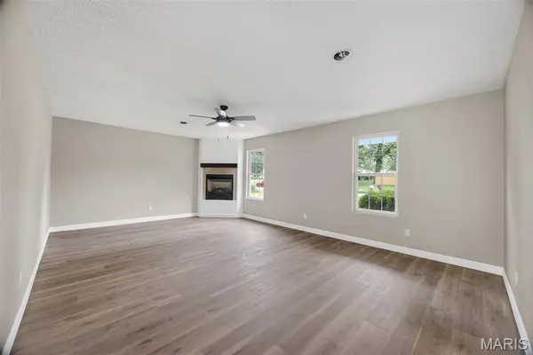 810 Mildred ST, Richland, MO 65556