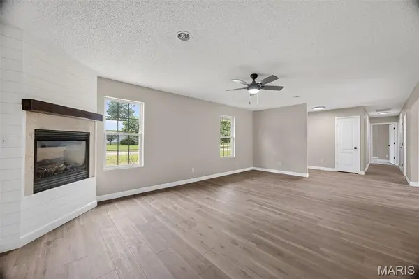 810 Mildred ST, Richland, MO 65556