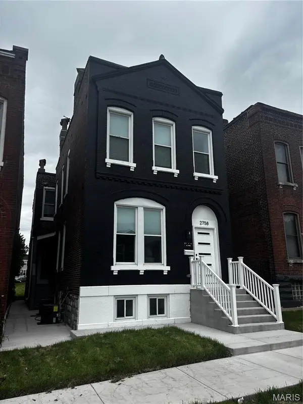 2758 Rutger ST, St Louis, MO 63104