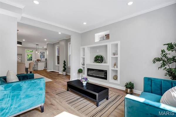 3006 Virginia AVE, St Louis, MO 63118
