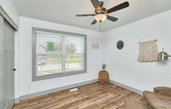 28550 Shallow Water RD, Warrenton, MO 63383