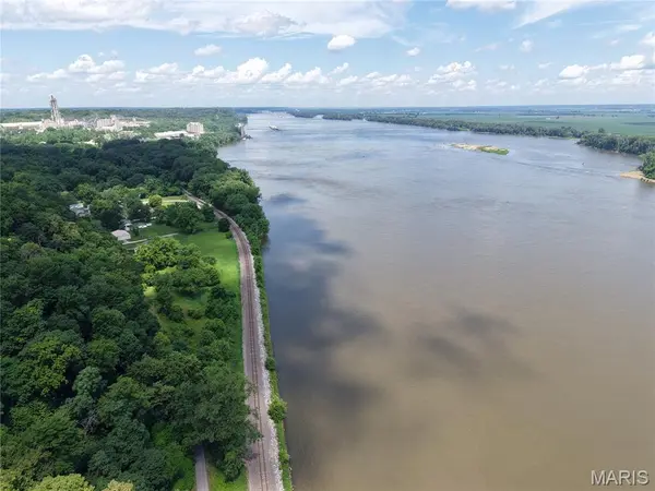 24 Monkey Run, Hannibal, MO 63401