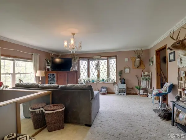 12746 Thornberry RD, New London, MO 63459