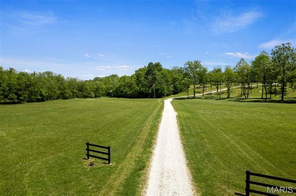 1596 County Road 603, Jackson, MO 63755