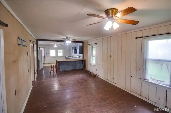 790 Olive ST, White Hall, IL 62092