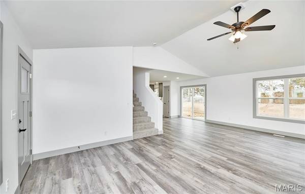 28543 Shallow Water RD, Warrenton, MO 63383