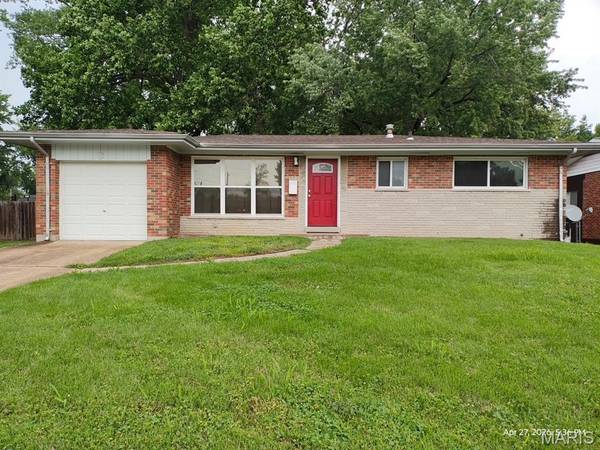 575 Ryan DR, Florissant, MO 63031