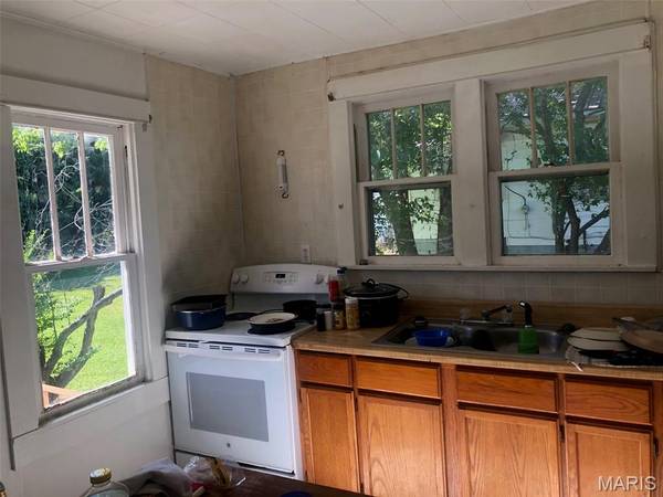 803 Elm St., Doniphan, MO 63935