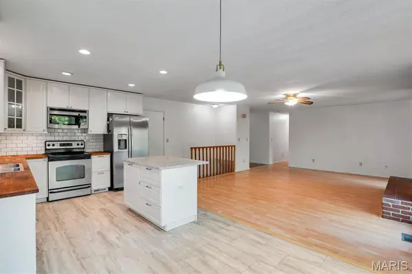 809 Corey CT, Wentzville, MO 63385