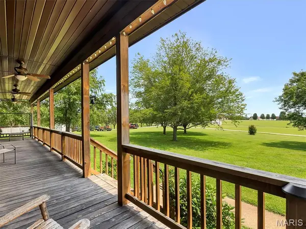 245 Chickadee LN, Sullivan, MO 63080