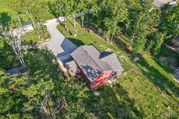 12807 School DR, Roby, MO 65557