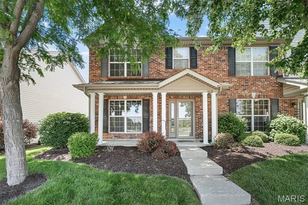 1109 Ridgeway DR, Lake St Louis, MO 63367