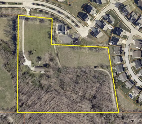 290 Kammeier RD, Wentzville, MO 63385
