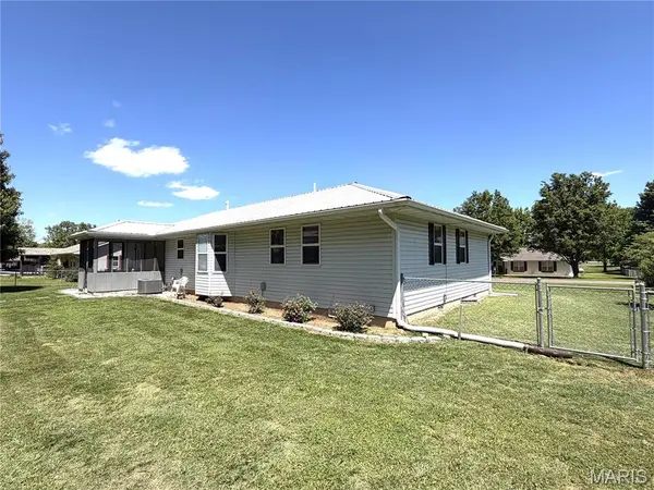 616 Kaitlin DR, Mountain View, MO 65548