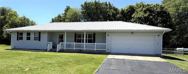 616 Kaitlin DR, Mountain View, MO 65548