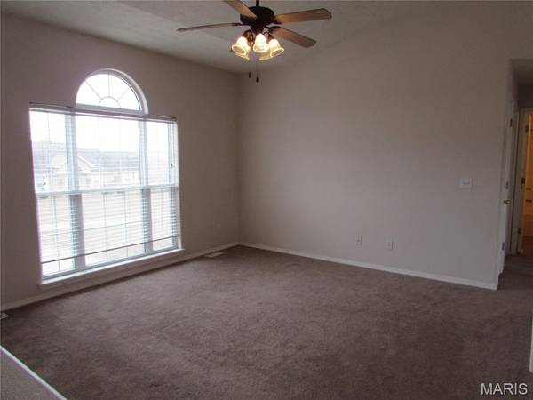 16910 Limestone LN, Dixon, MO 65459