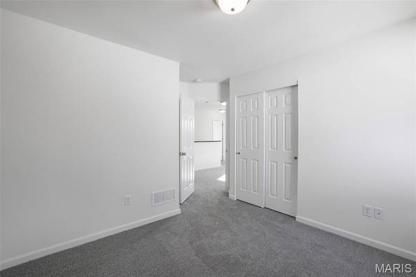 344 Olympic DR, Gray Summit, MO 63039