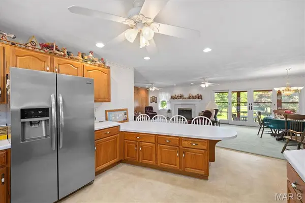 1218 Litteken LN, Trenton, IL 62293