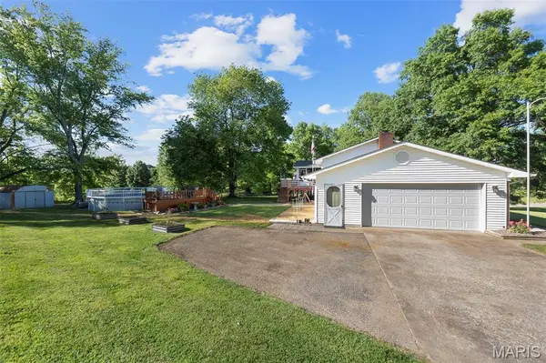 352 Rolling Hills DR, Cape Girardeau, MO 63701