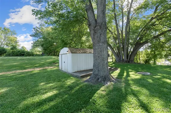 352 Rolling Hills DR, Cape Girardeau, MO 63701