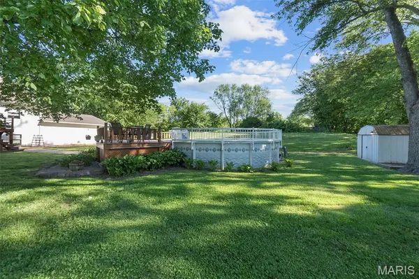 352 Rolling Hills DR, Cape Girardeau, MO 63701