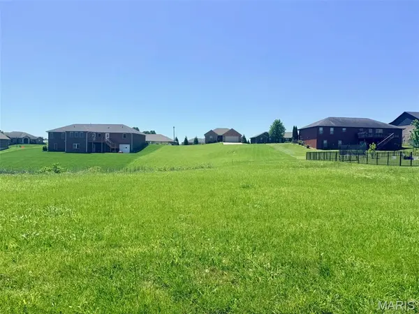 631 Canyon TRL, Jackson, MO 63755