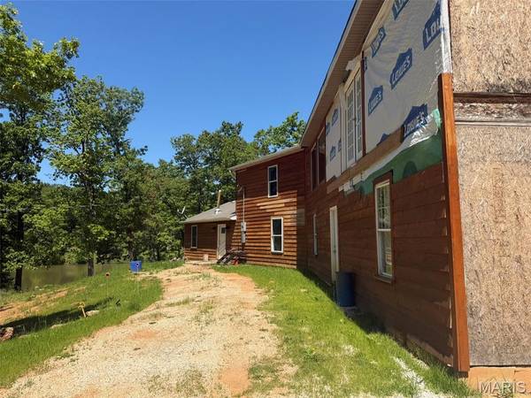 618 Woods End TRL, De Soto, MO 63020