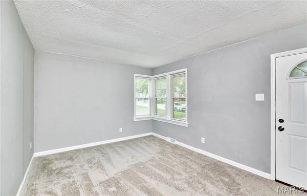 2146 Fairhaven DR, Jennings, MO 63136